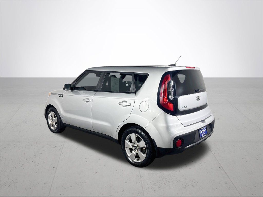 Used 2017 Kia Soul FWD image 8
