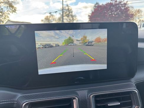 Used 2024 Ford Mustang Premium image 18