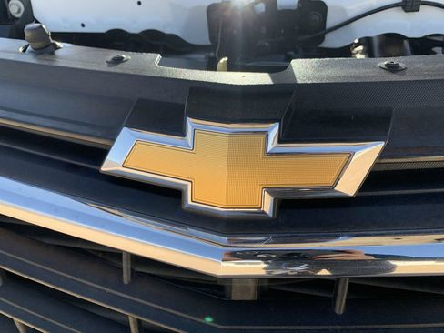 Certified 2019 Chevrolet Equinox LS FWD image 29