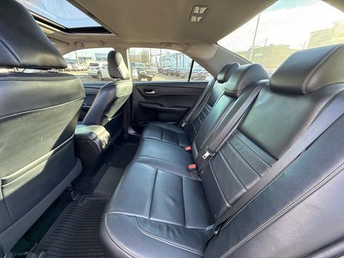 Used 2017 Toyota Camry XLE image 15