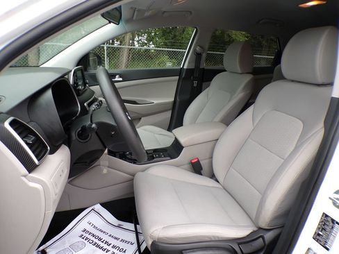 Used 2021 Hyundai Tucson SE FWD image 13