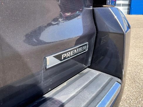 Used 2017 Chevrolet Tahoe Premier AWD/4WD image 27