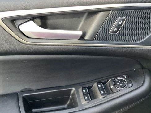 Used 2022 Ford Edge SEL w/ Convenience Package image 25