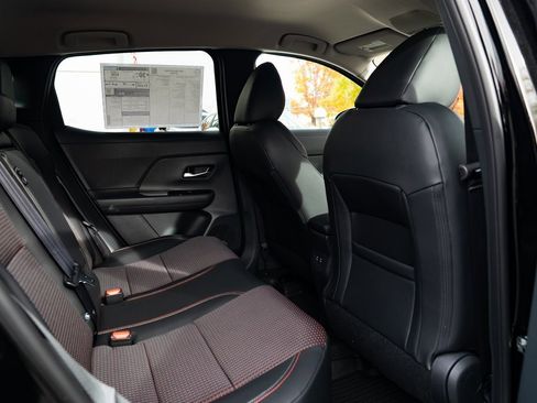 New 2026 Nissan Kicks SR image 23