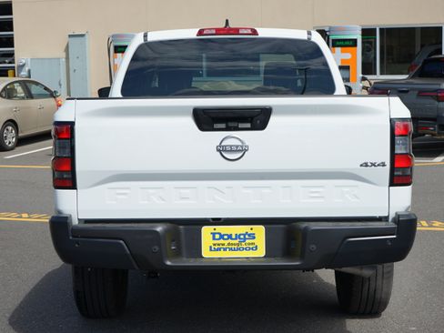 Used 2023 Nissan Frontier S w/ Technology Package image 6