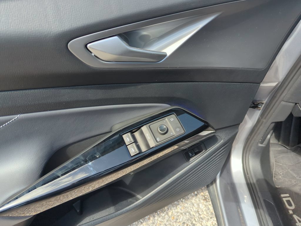 Certified 2023 Volkswagen ID.4 Pro S RWD image 19
