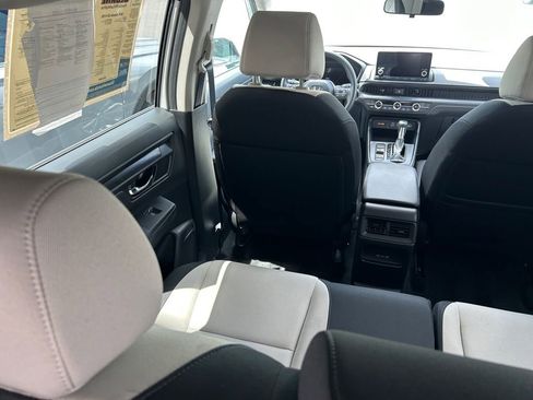 Used 2025 Honda CR-V EX image 23