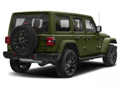 Used 2022 Jeep Wrangler Unlimited Sahara w/ Cold Weather Group image 2