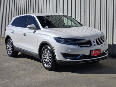 Used 2017 Lincoln MKX Select w/ Select Plus Package image 6