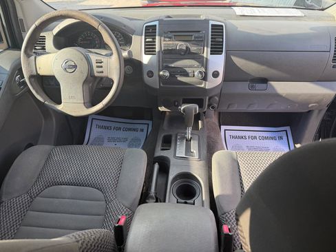 Used 2012 Nissan Frontier SV RWD image 10