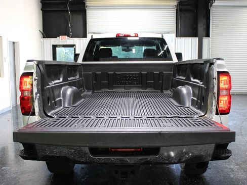 Used 2018 Chevrolet Silverado 2500 W/T w/ WT Convenience Package RWD image 30