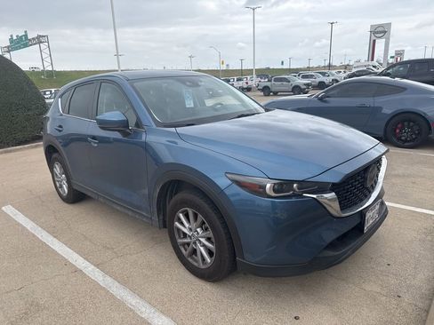 Used 2023 MAZDA CX-5 AWD 2.5 S w/ Select Package image 3