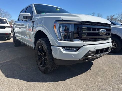 Used 2023 Ford F150 Lariat w/ Equipment Group 502A High image 3