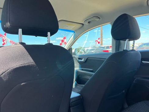 Used 2019 Kia Rio S FWD image 16