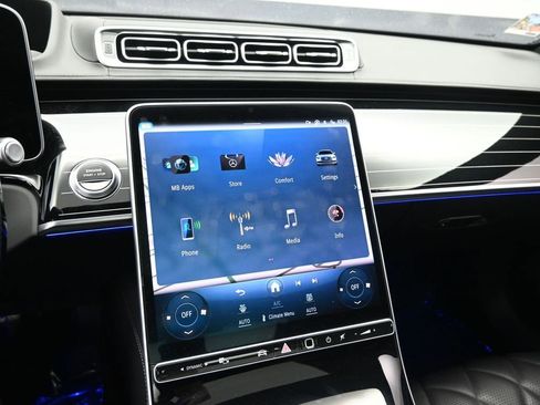 Used 2022 Mercedes-Benz S 580 4MATIC Sedan image 12