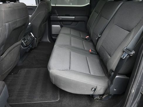 Used 2022 Ford F150 XLT w/ Equipment Group 302A High image 9