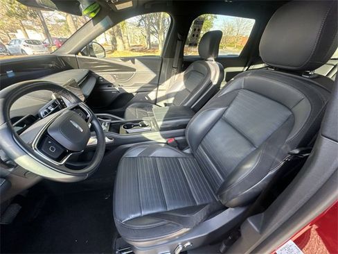 Certified 2024 Lincoln Nautilus Reserve w/ Equipment Group 202A image 11