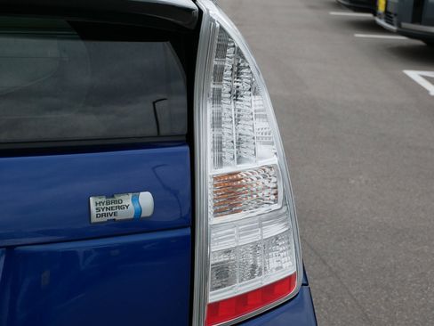 Used 2010 Toyota Prius Two FWD image 17