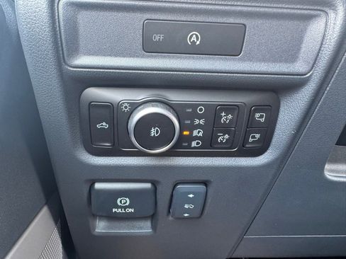 New 2025 Ford F150 Lariat w/ Equipment Group 501A Mid image 39