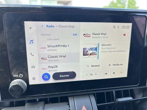 Used 2025 Toyota RAV4 XLE image 12