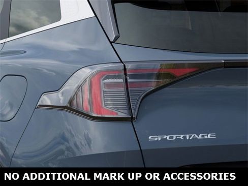 New 2026 Kia Sportage AWD Hybrid image 11