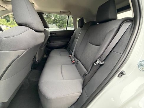 Used 2024 Toyota Corolla Cross LE w/ Moonroof Package FWD image 6