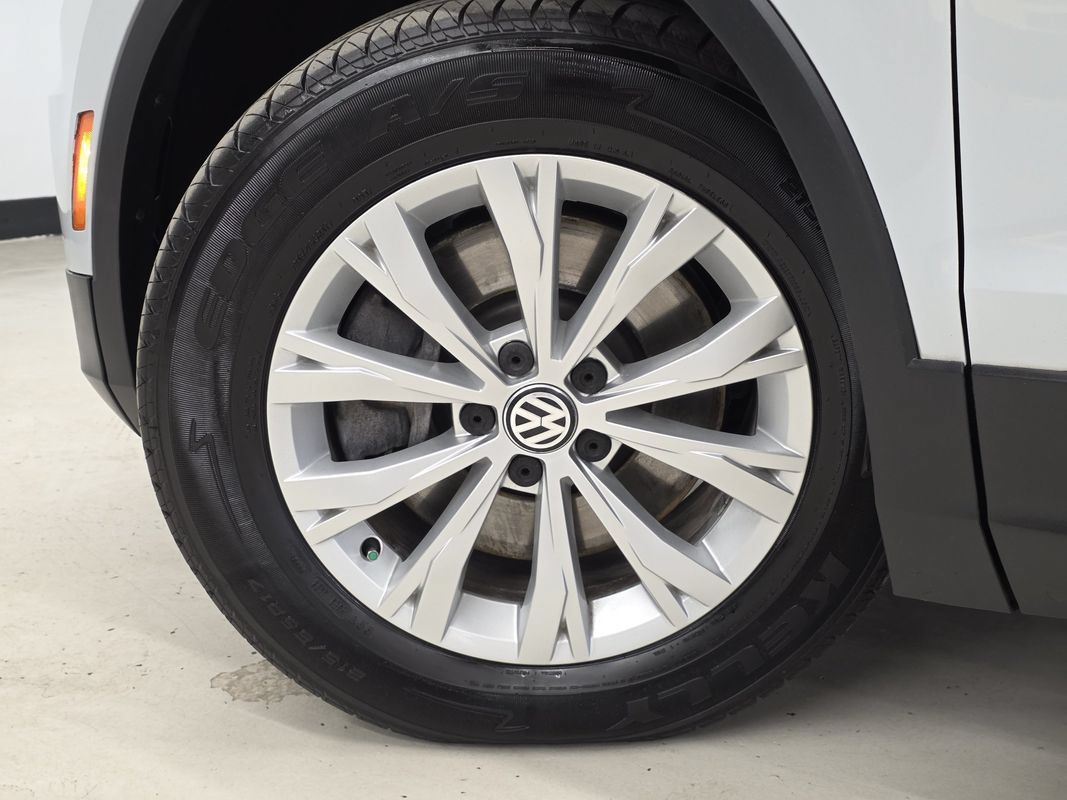 Used 2018 Volkswagen Tiguan S AWD/4WD image 40