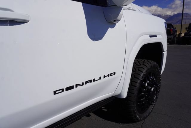 Used 2026 GMC Sierra 3500 Denali Ultimate AWD/4WD image 22