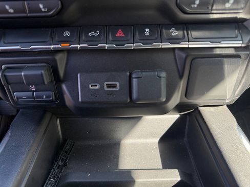 Used 2021 GMC Sierra 1500 Elevation AWD/4WD image 29