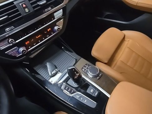 Used 2020 BMW X3 xDrive30i w/ Premium Package image 28