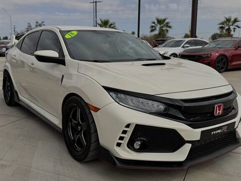 Used 2018 Honda Civic Type R image 8
