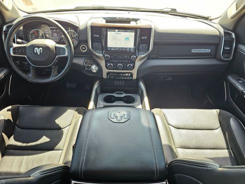 Used 2022 RAM 1500 Laramie AWD/4WD image 15