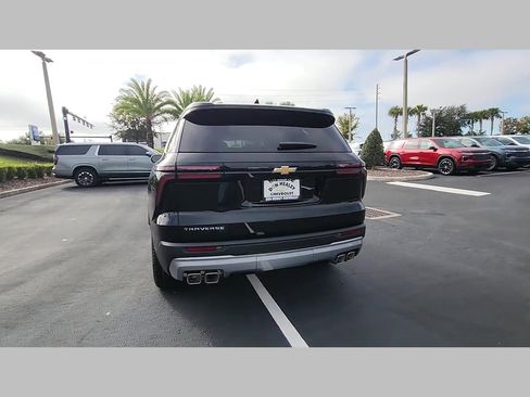 New 2026 Chevrolet Traverse LT w/ Driver Confidence Package image 19