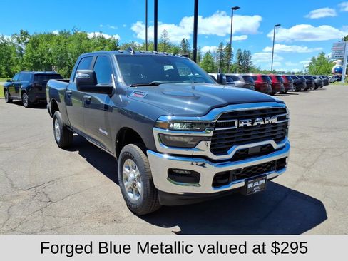 New 2026 RAM 2500 Big Horn AWD/4WD image 9