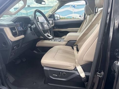 Used 2024 Ford Expedition Limited AWD/4WD image 20