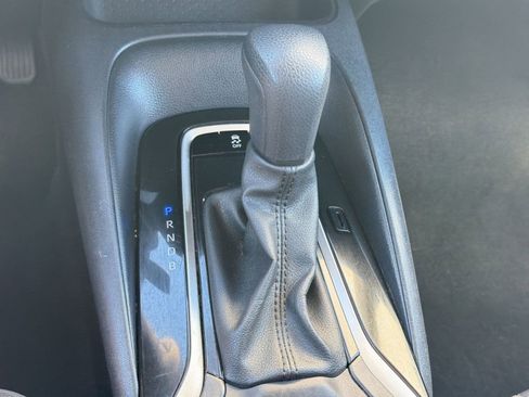 Used 2023 Toyota Corolla LE FWD image 18