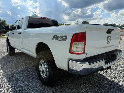 Used 2022 RAM 2500 Tradesman w/ Chrome Appearance Group AWD/4WD image 5