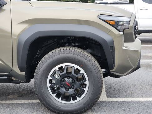 New 2026 Toyota Tacoma TRD Off-Road AWD/4WD image 6