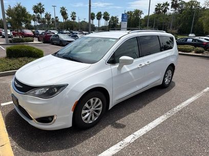 Used 2018 Chrysler Pacifica Touring-L