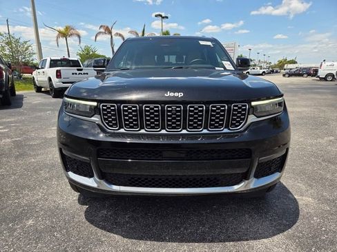 Certified 2024 Jeep Grand Cherokee L Summit AWD/4WD image 2
