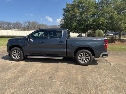 Used 2020 Chevrolet Silverado 1500 LTZ w/ LTZ Premium Package image 7