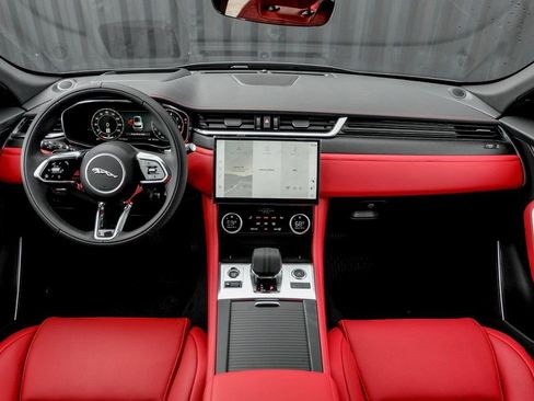 New 2026 Jaguar F-PACE R-Dynamic S image 19
