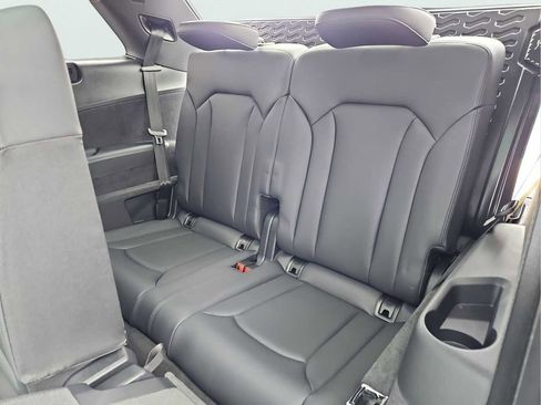 New 2026 Audi Q7 3.0T Premium Plus AWD/4WD image 22