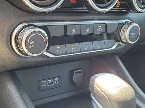 Certified 2023 Nissan Sentra SV image 30