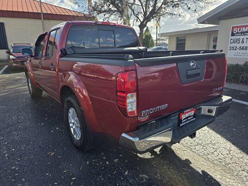 Used 2017 Nissan Frontier SV image 3