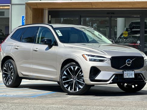New 2026 Volvo XC60 T8 Ultra w/ Climate Package image 2