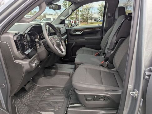 New 2026 GMC Sierra 1500 SLE w/ X31 Off-Road Package AWD/4WD image 11