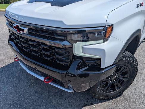 Used 2026 Chevrolet Silverado 1500 ZR2 AWD/4WD image 13