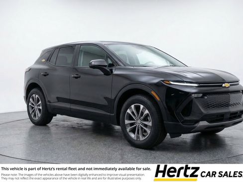 Used 2025 Chevrolet Equinox LT FWD image 1