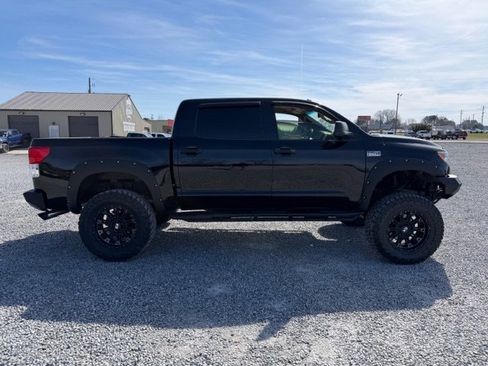 Used 2012 Toyota Tundra 4x4 CrewMax w/ SR5 Pkg image 5